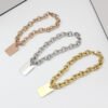 8mm粗十字手链+长方形_0001_图层 5 Wholesale stainless steel link chain bracelets in silver, 18K gold, and rose gold with polished blank rectangular charms ready for laser etching.