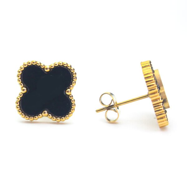 四叶草耳钉 Stainless steel flower stud earrings