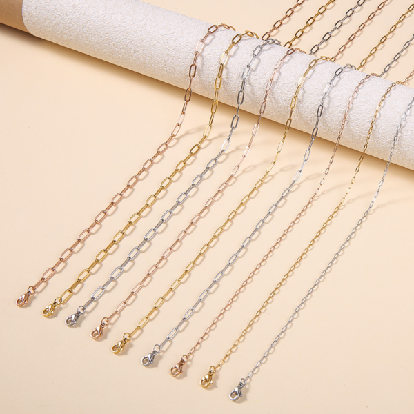 回型链 (5) Showcasing stainless steel cable chains in various specifications and three colors—steel, gold, and rose gold—featuring lobster clasps.
