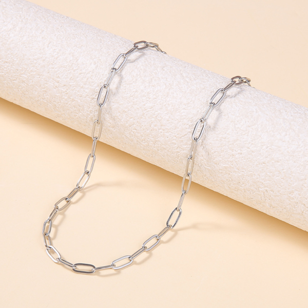 回型链 (8) Display of steel-colored stainless steel rectangular link chain