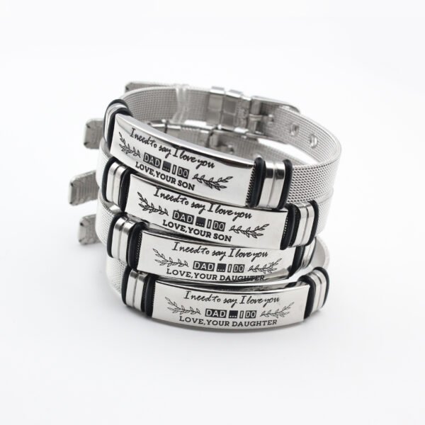 网手环 腐蚀抹油DAD_0004_图层 2 B2B catalog photo showing four wholesale stainless steel mesh band ID bracelets stacked neatly, featuring custom acid-etched and ink-filled messages for Dad from son and daughter.