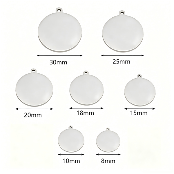A technical product diagram illustrating seven sizes of silver stainless steel exterior loop circle tags with diameters of 8mm, 10mm, 15mm, 18mm, 20mm, 25mm, and 30mm.